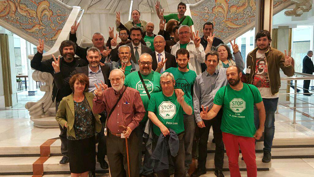 Lee más sobre el artículo Las PAHs consiguen el cambio de ley de vivienda en Murcia