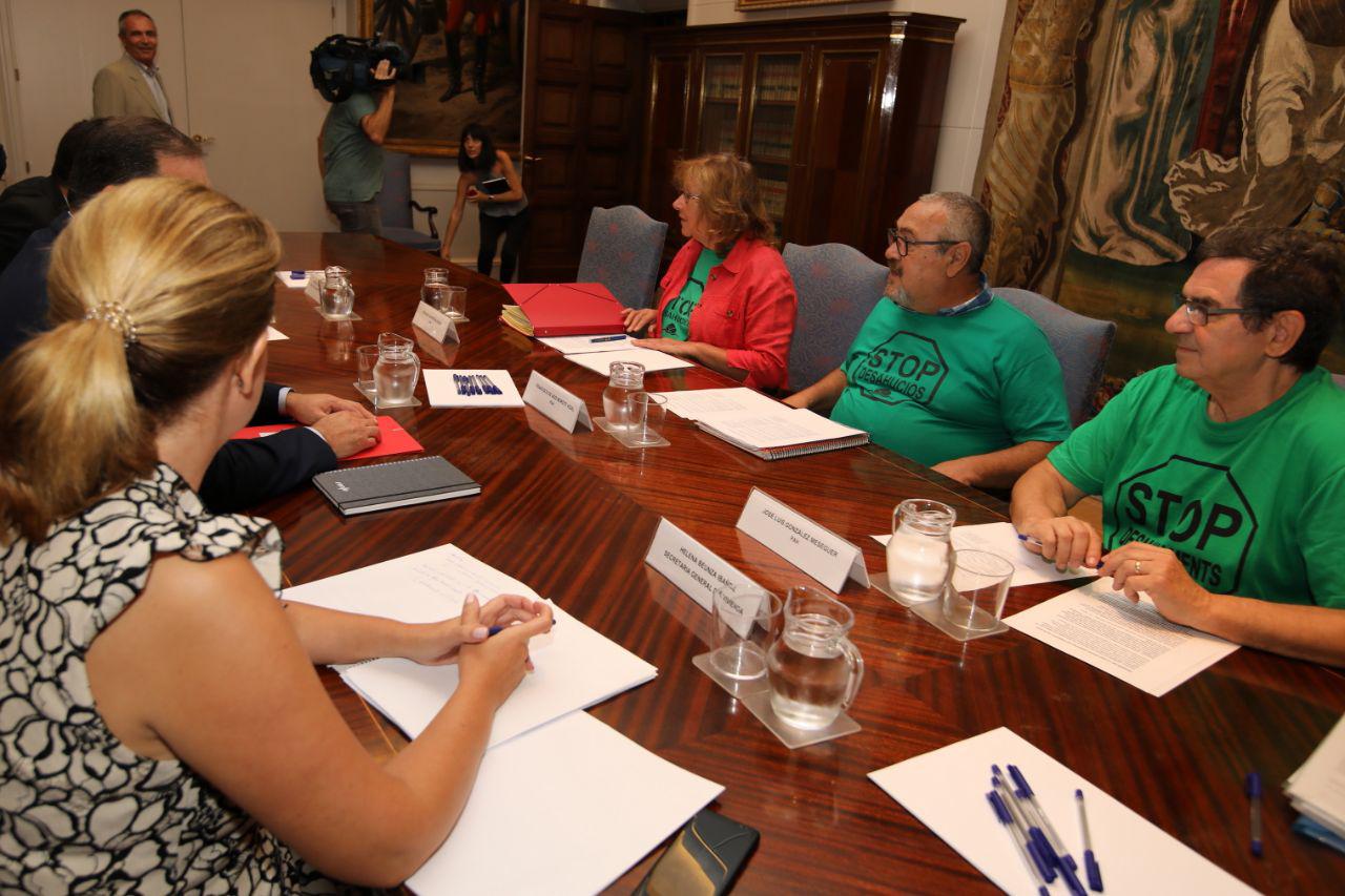 Lee más sobre el artículo La PAH por fin ha sido recibida por el ministro de Fomento