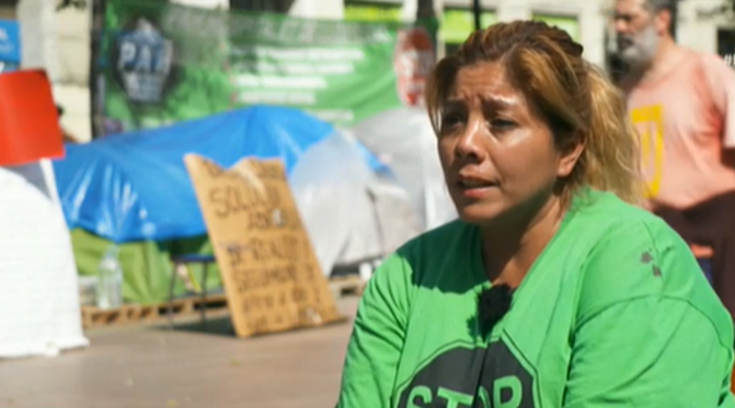 Lee más sobre el artículo [Manifiesto y convocatoria] Tras 60 días acampada toca decir bien alto que Ingrid Somos Todas