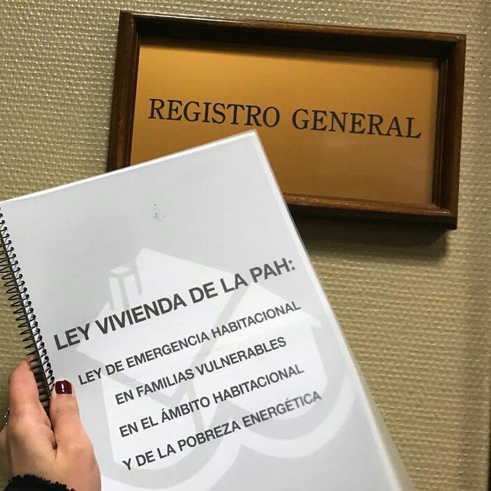 Lee más sobre el artículo La Ley Vivienda PAH supera la toma en calificación de la Mesa del Congreso pese al bloqueo inicial del PP y Cs