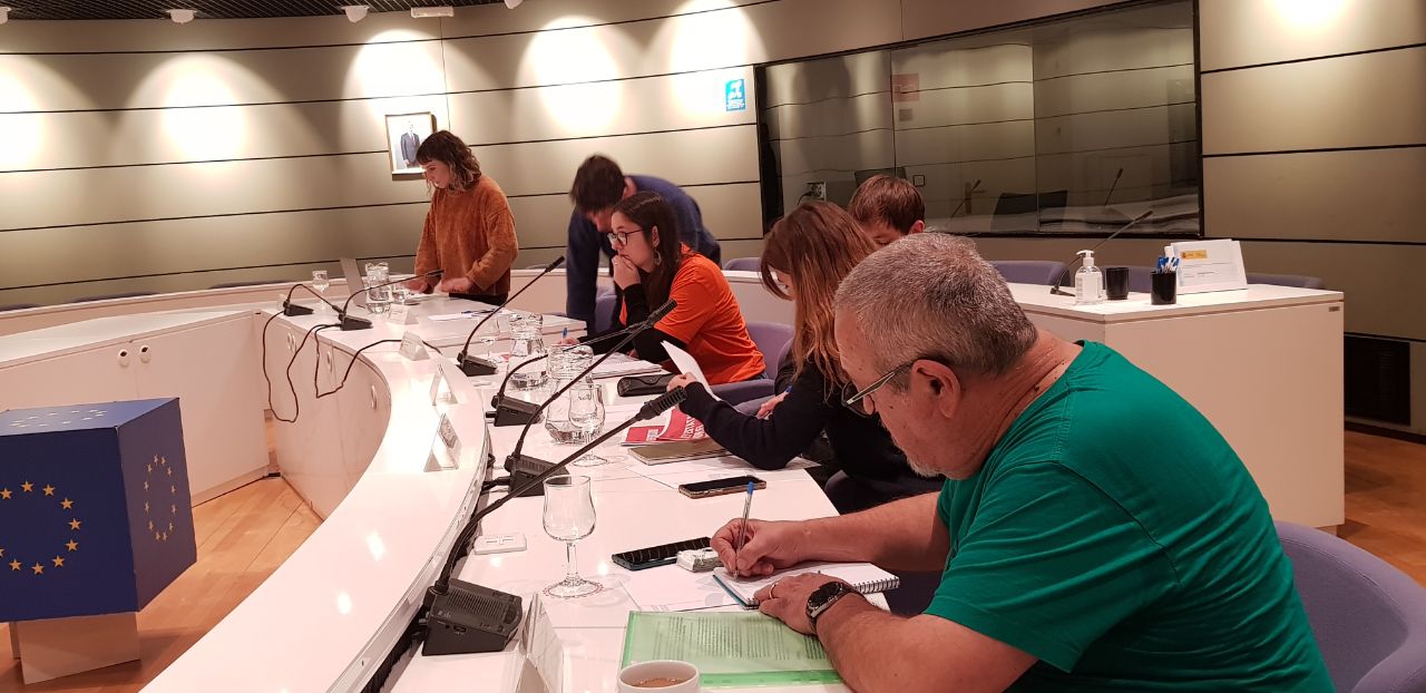 Lee más sobre el artículo El gobierno se compromete a aprobar medidas de protección urgentes para evitar desahucios sin alternativa habitacional